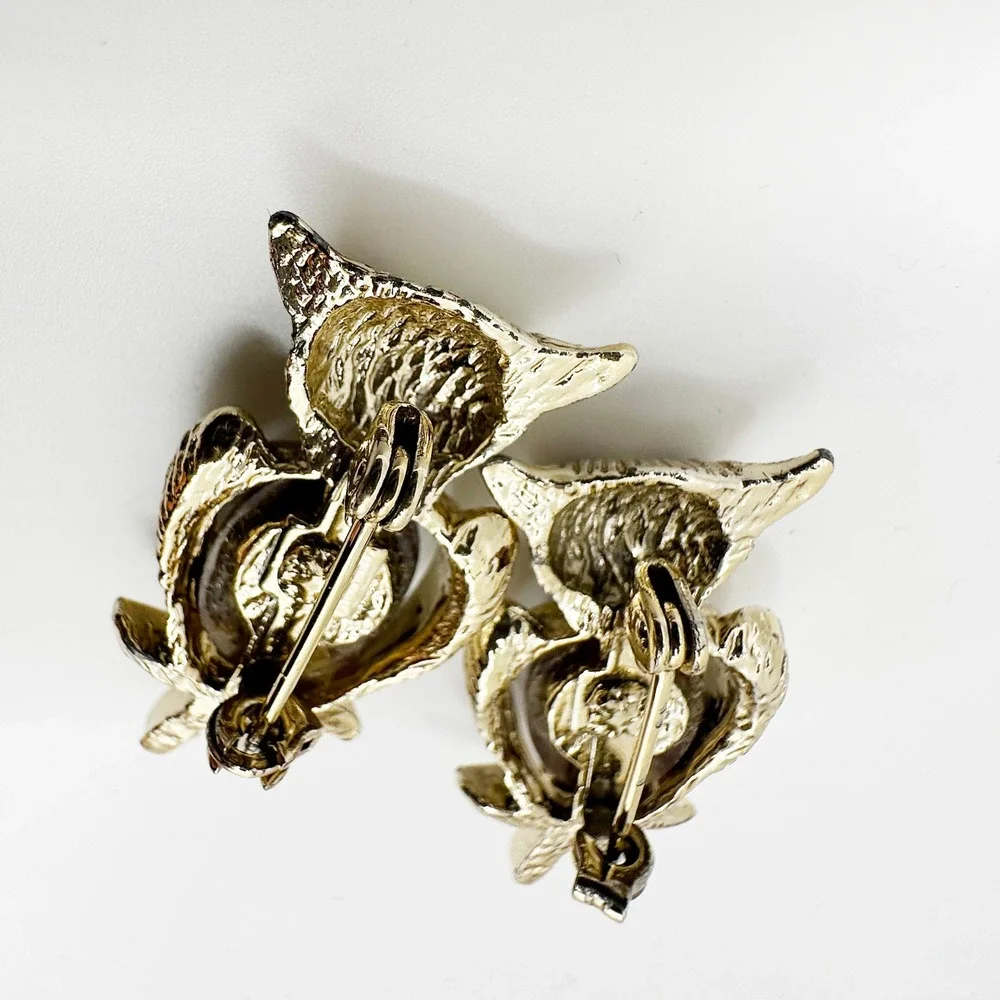 Pair Vintage Gold Tone‎ Owl Brooches Tiger's Eye Belly Pins Unsigned Birds